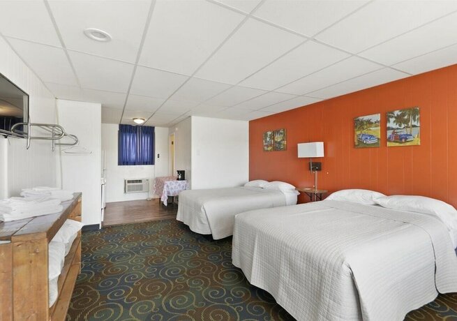 Imagen de la habitación del Hotel Blue Wave Inn. Foto 17