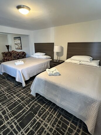 Imagen de la habitación del Hotel Blue Wave Inn. Foto 18