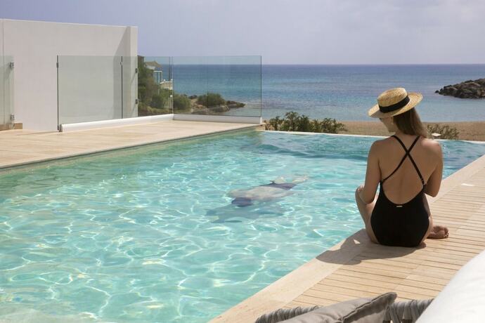 Imagen general del Hotel Blue Waves Protaras Beachfront Villa 3. Foto 2