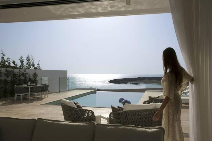 Imagen de la habitación del Hotel Blue Waves Protaras Beachfront Villa 3. Foto 20