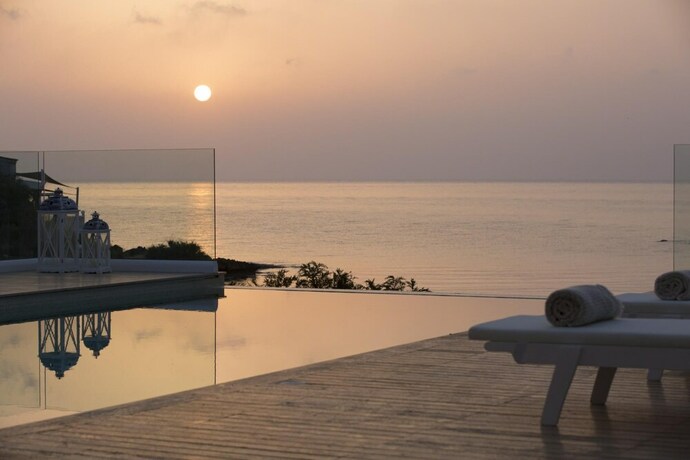Imagen general del Hotel Blue Waves Protaras Beachfront Villa 3. Foto 18