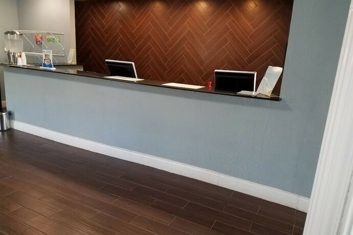 Imagen general del Hotel Blue Way Inn & Suites Wichita East. Foto 2