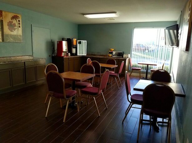 Imagen general del Hotel Blue Way Inn & Suites Wichita East. Foto 4