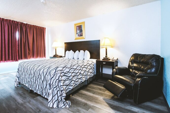 Imagen de la habitación del Hotel Blue Way Inn & Suites Wichita East. Foto 15