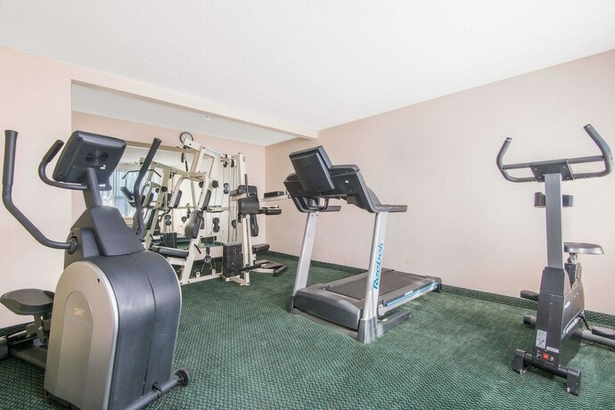 Imagen general del Hotel Blue Way Inn & Suites Wichita East. Foto 9
