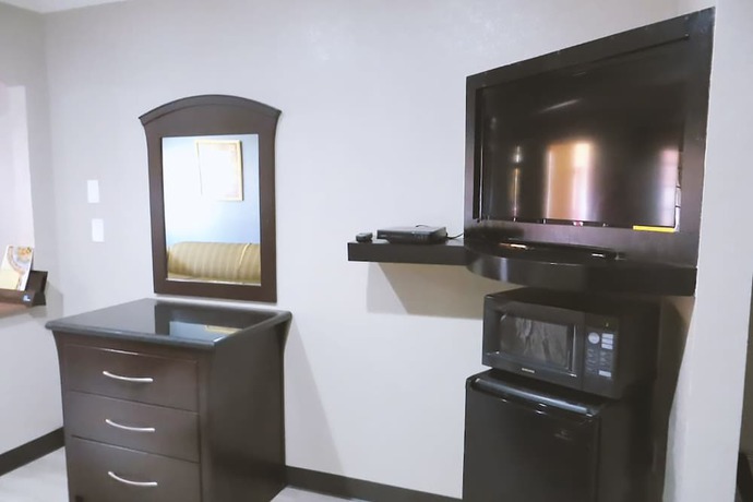 Imagen de la habitación del Hotel Blue Way Inn and Suites By Jasper Houston. Foto 8