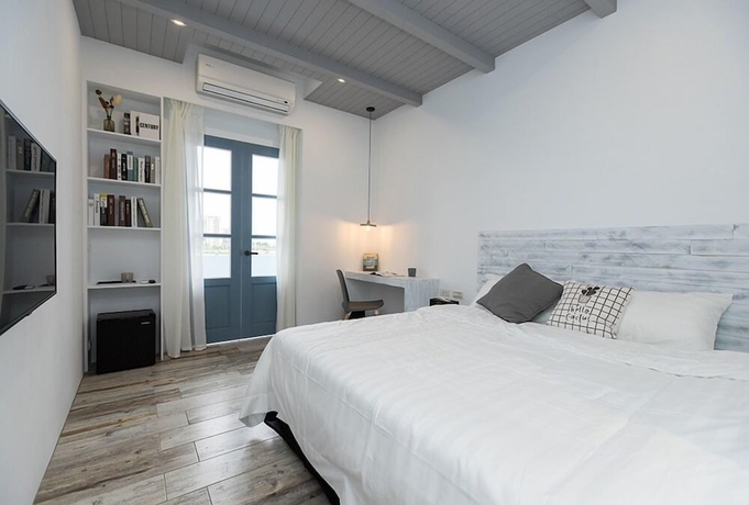 Imagen de la habitación del Hotel Blue White. Foto 2