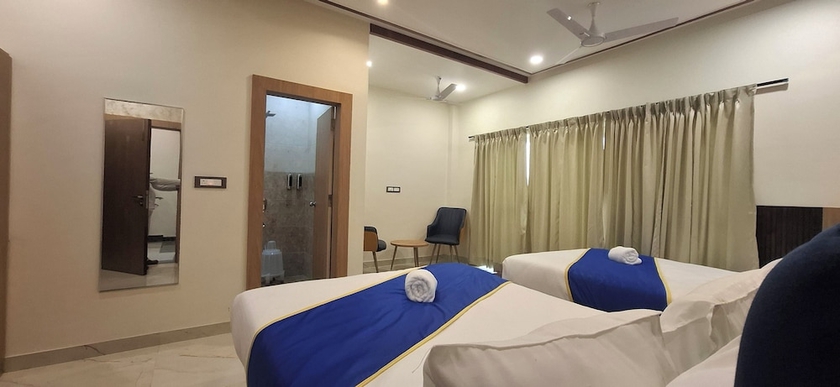 Imagen de la habitación del Hotel BlueNeck Ayodhya-Near ShriRam Mandir. Foto 3