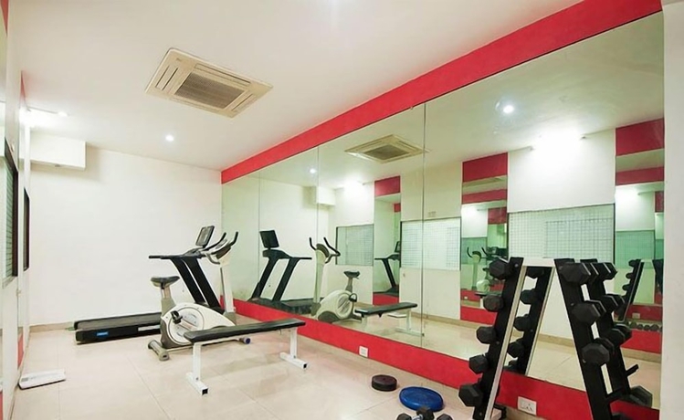 Imagen de los interiores del Hotel BlueNeck Sec 41 Millenium City Centre. Foto 15