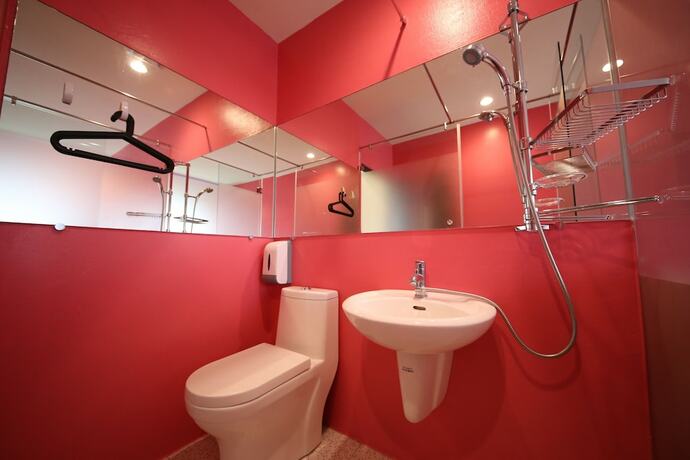 Imagen general del Hotel Bluebay Inn. Foto 7