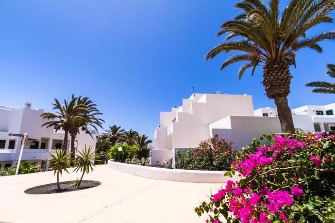 Imagen general del Hotel Bluebay Lanzarote - All Inclusive. Foto 16