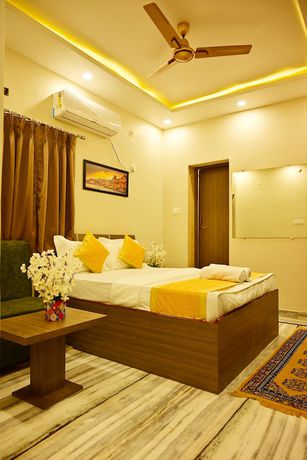 Imagen de la habitación del Hotel Bluebells Varanasi. Foto 4