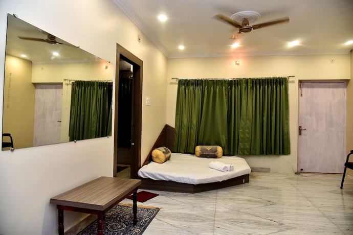 Imagen de la habitación del Hotel Bluebells Varanasi. Foto 5