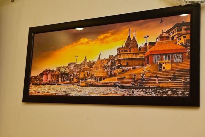 Imagen de la habitación del Hotel Bluebells Varanasi. Foto 12