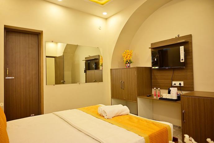 Imagen de la habitación del Hotel Bluebells Varanasi. Foto 13