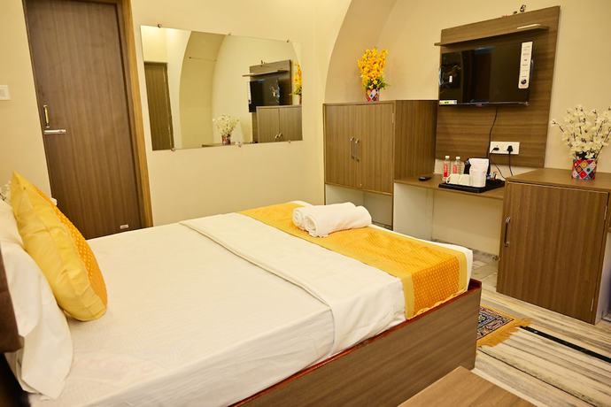 Imagen de la habitación del Hotel Bluebells Varanasi. Foto 14