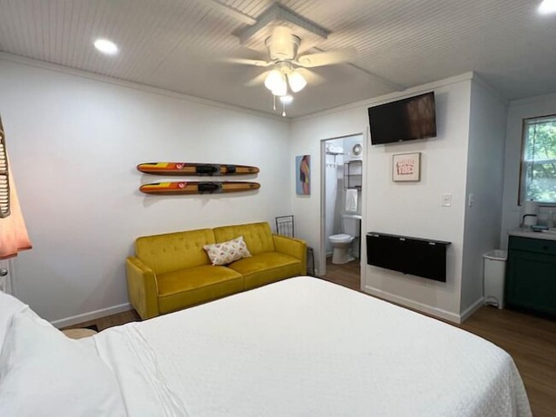 Imagen general del Hotel Bluebird Bay Resort. Foto 2