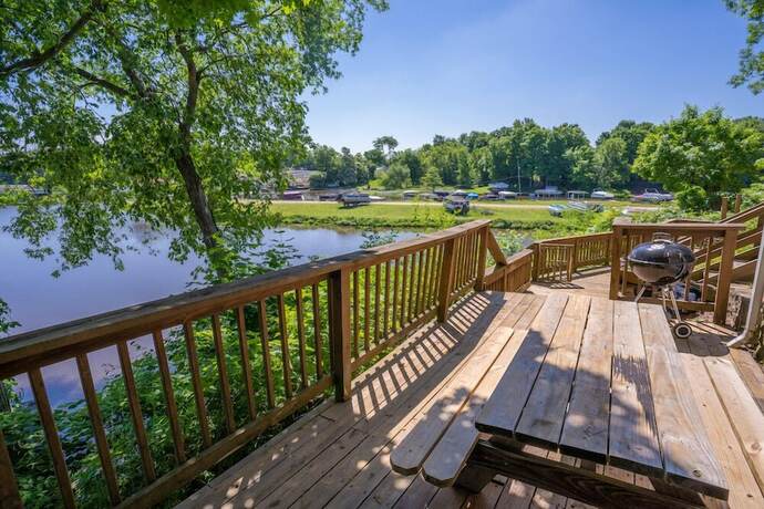 Imagen general del Hotel Bluebird Bay Resort. Foto 3