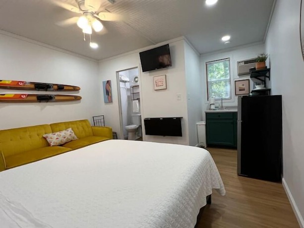 Imagen general del Hotel Bluebird Bay Resort. Foto 9