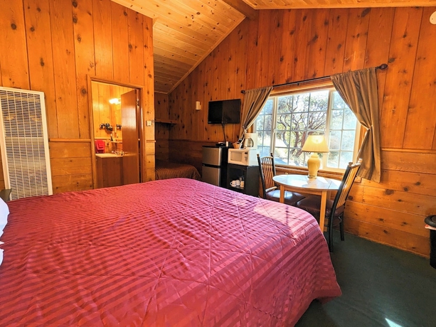 Imagen de la habitación del Hotel Bluebird Cottage Inn. Foto 3