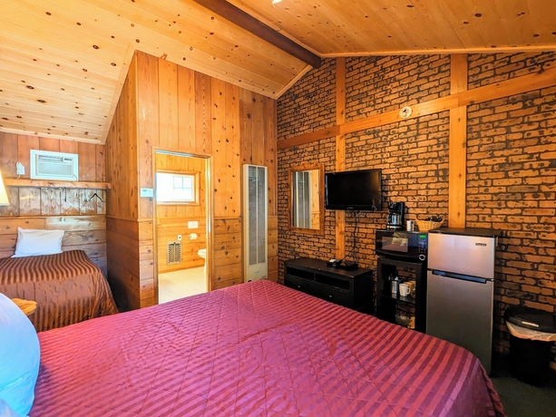 Imagen de la habitación del Hotel Bluebird Cottage Inn. Foto 11
