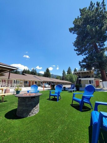 Imagen general del Hotel Bluebird Day Inn and Suites. Foto 7