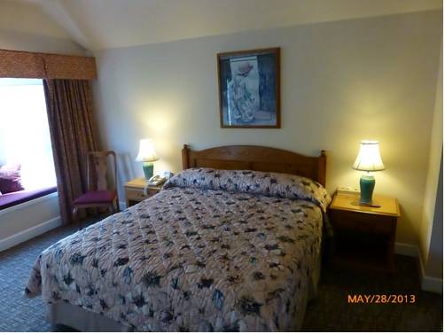 Imagen de la habitación del Hotel Bluebird Inn. Foto 6