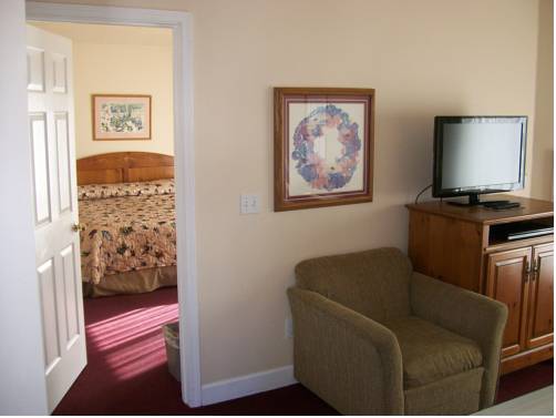 Imagen de la habitación del Hotel Bluebird Inn. Foto 14