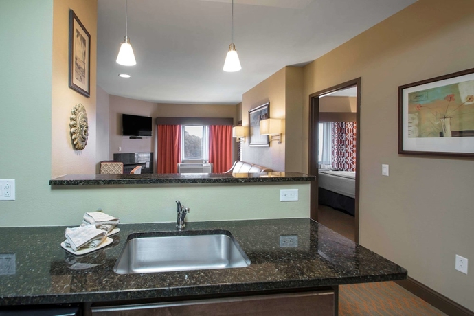 Imagen de la habitación del Hotel Bluegreen Vacations Odyssey Dells Resort. Foto 4