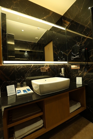 Imagen de la habitación del Hotel Blueivy. Foto 16
