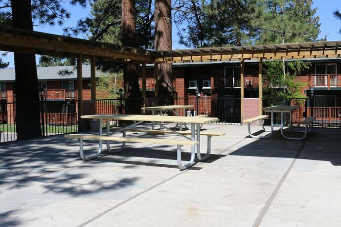 Imagen general del Hotel Bluelake Inn At Tahoe. Foto 8
