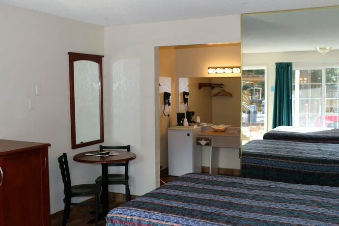 Imagen de la habitación del Hotel Bluelake Inn At Tahoe. Foto 16