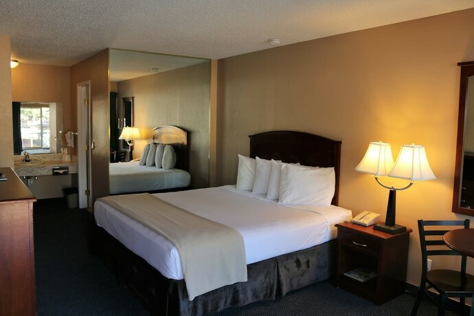 Imagen de la habitación del Hotel Bluelake Inn At Tahoe. Foto 17