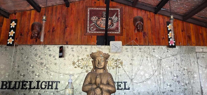 Imagen de los interiores del Hotel Bluelight Village. Foto 13