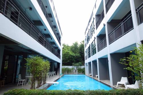 Imagen general del Hotel Bluemoon, Cha Am. Foto 1
