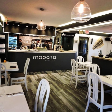 Imagen del bar/restaurante del Hotel Bluenose Inn and Suites. Foto 2