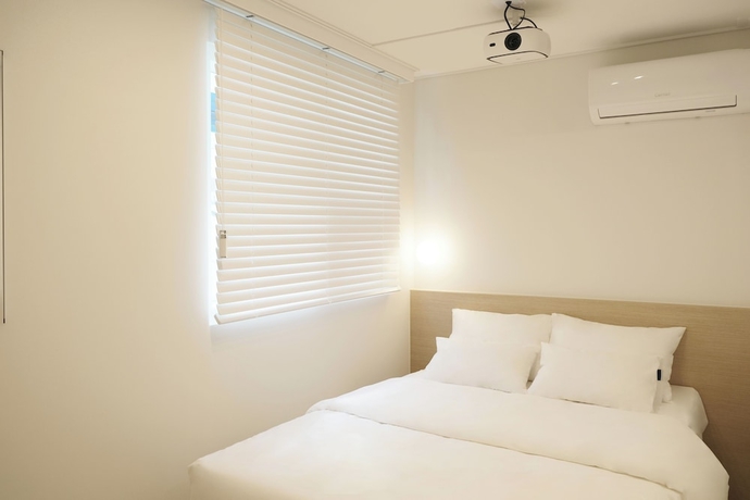 Imagen de la habitación del Hotel Bluenote. Foto 9