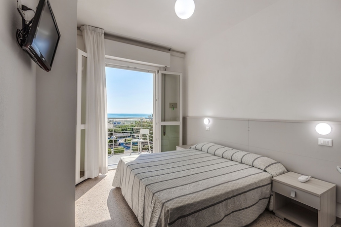 Imagen de la habitación del Hotel Blues, Pinarella di Cervia. Foto 10