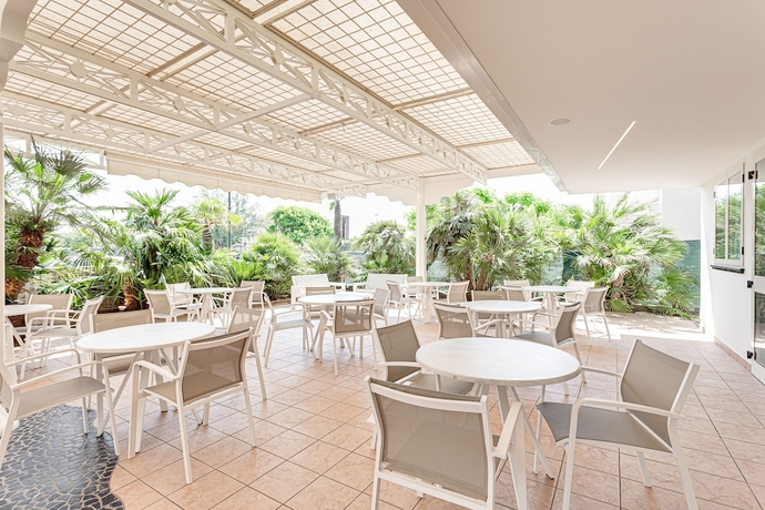 Imagen general del Hotel Blues, Pinarella di Cervia. Foto 3