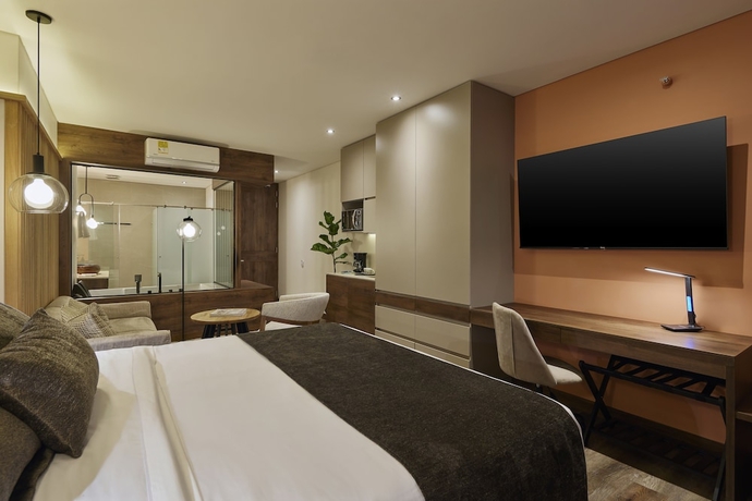 Imagen de la habitación del Hotel Blues Suites Medellin. Foto 6