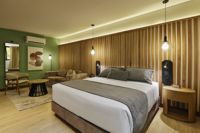 Imagen de la habitación del Hotel Blues Suites Medellin. Foto 10