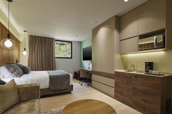 Imagen de la habitación del Hotel Blues Suites Medellin. Foto 15