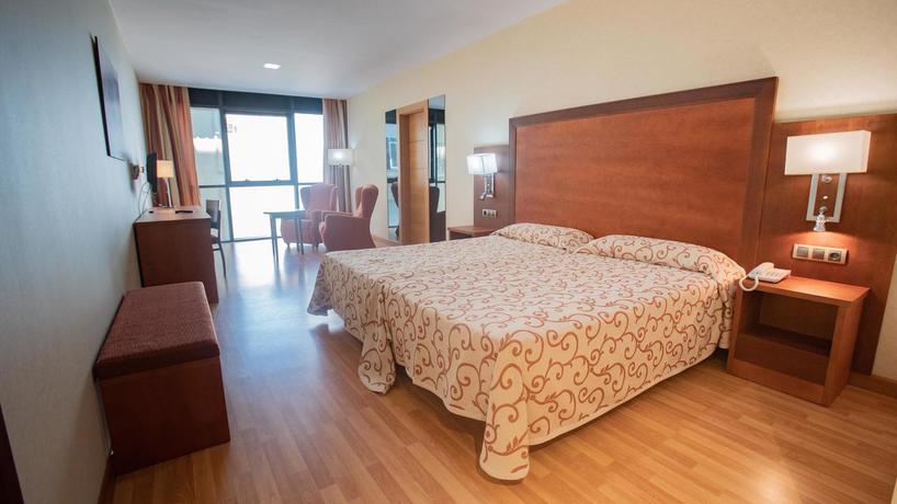 Imagen de la habitación del Hotel Bluesea Calabahia. Foto 4