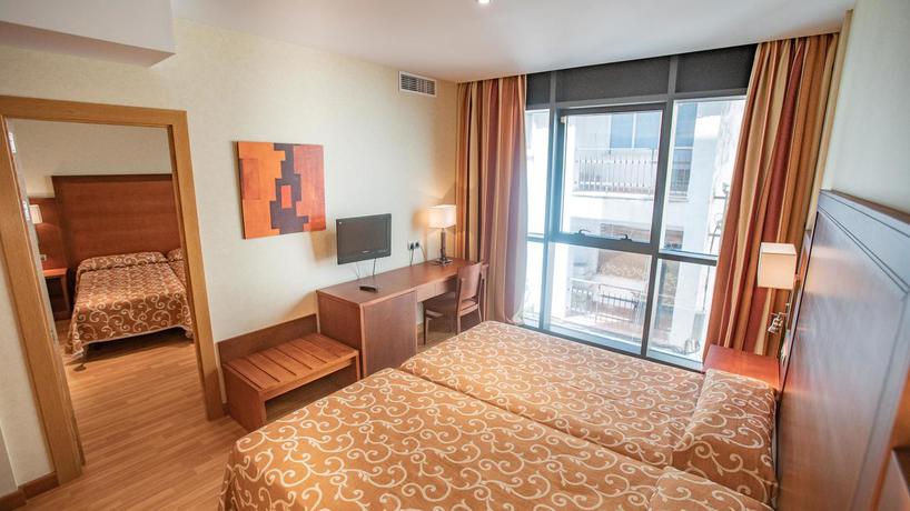 Imagen de la habitación del Hotel Bluesea Calabahia. Foto 12