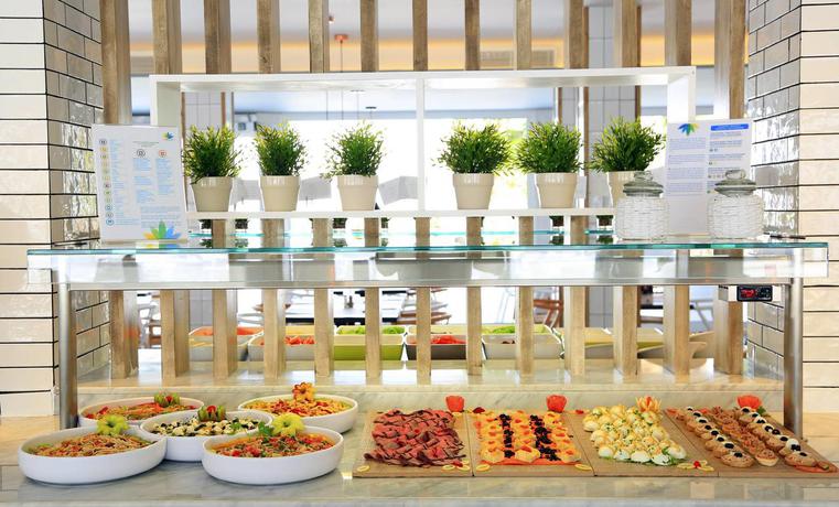 Imagen general del Hotel Bluesea Corralejo Village. Foto 2