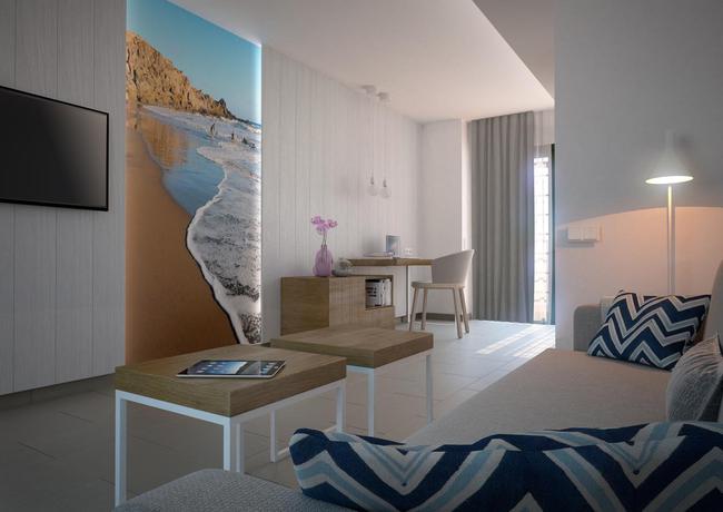 Imagen general del Hotel Bluesea Corralejo Village. Foto 4