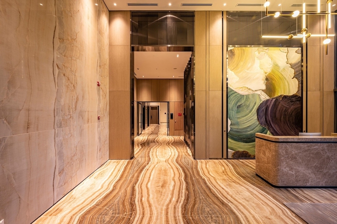 Imagen de los interiores del Hotel Bluesky MarQ Luxury Vaccation. Foto 19