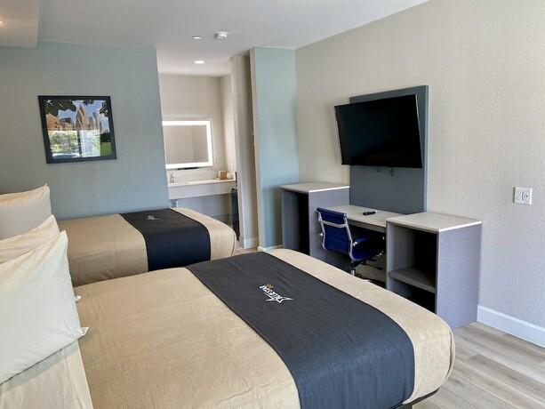 Imagen general del Hotel Bluestar Inn. Foto 8