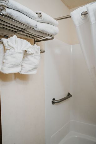 Imagen de la habitación del Hotel Bluestone. Foto 9