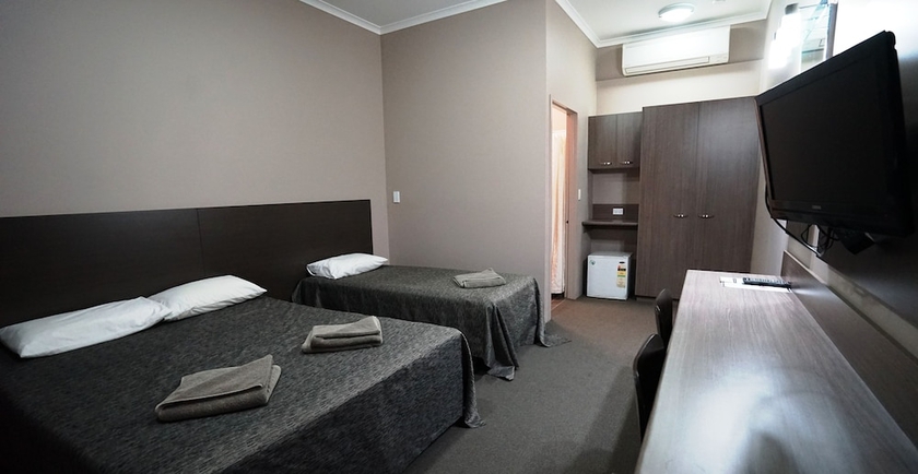 Imagen de la habitación del Hotel Bluestone Motor Inn. Foto 8